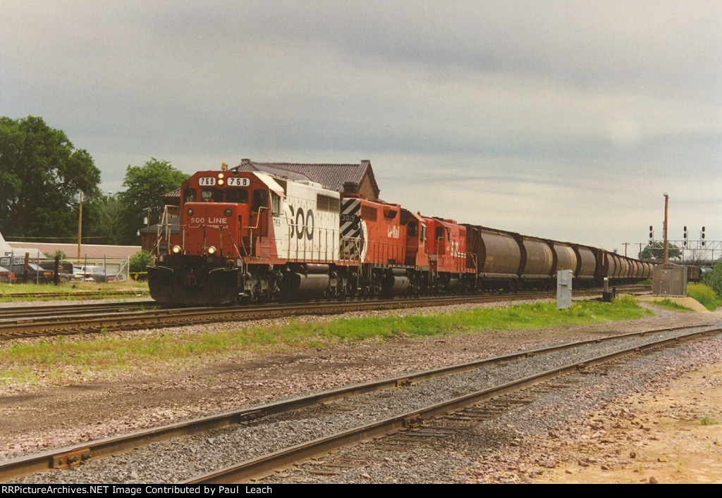Westbound grain train